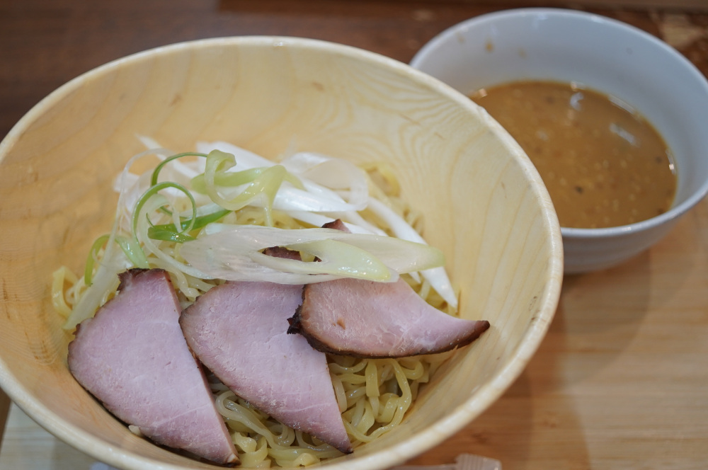 ごまだれつけ麺