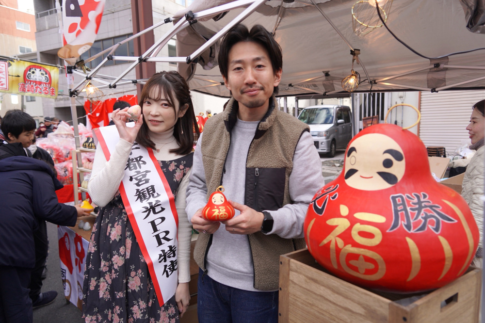 撮影協力：宇都宮観光PR特使michikoさん（左）あかり舎代表（右）