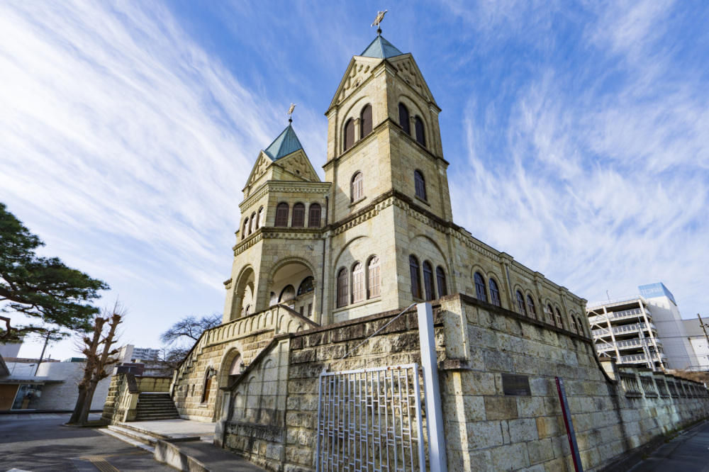 街にとけこむ大谷石の景観