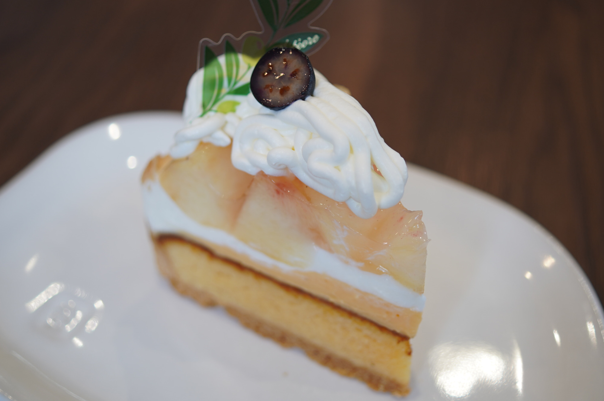 白桃のクリームタルト