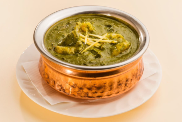 15(イチゴ)スペシャルほうれん草エビカレー