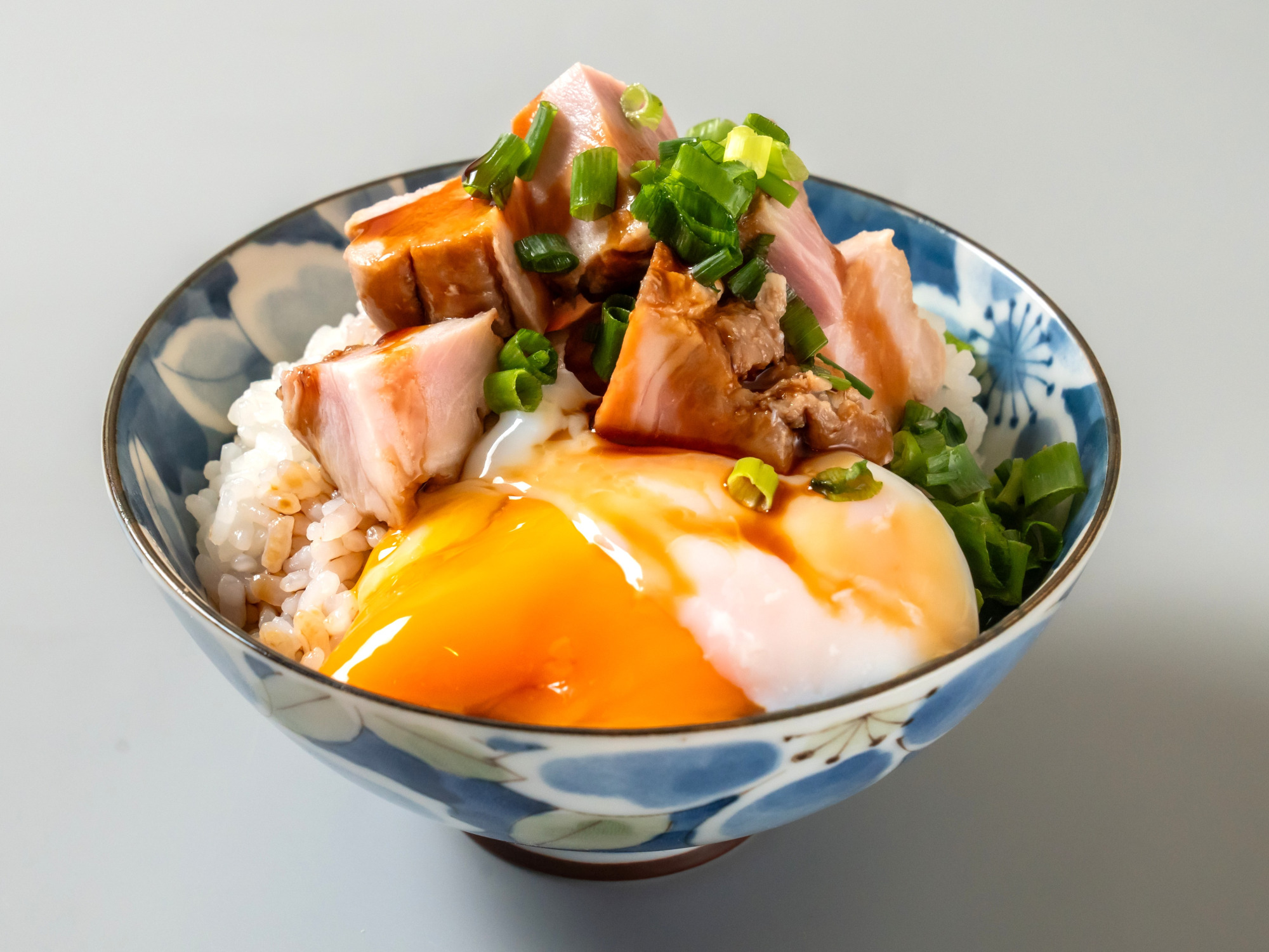 チャーシュー丼