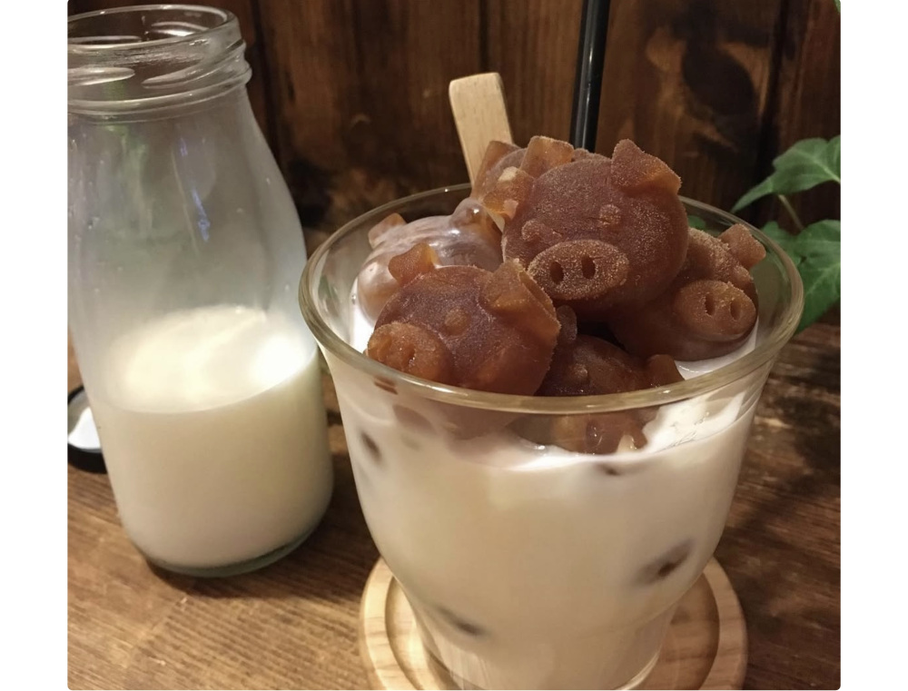 氷豚チャイティーミルク