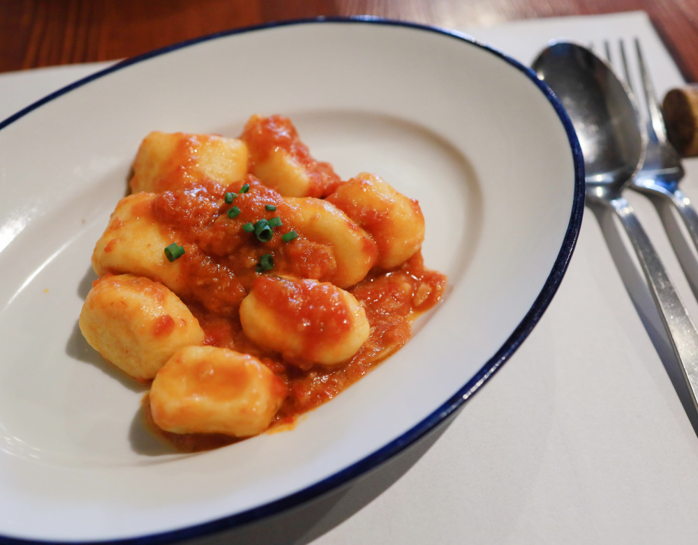 〜メイン（ニョッキのガーリックトマトソース）〜