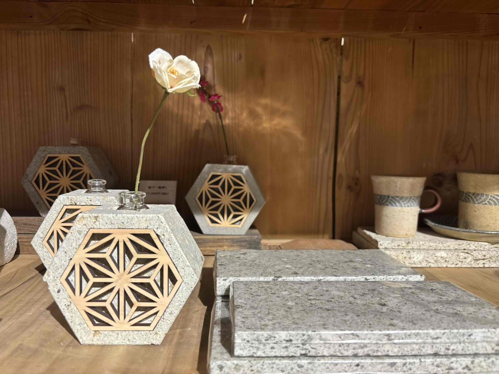 大谷石を使った雑貨もいろいろあります