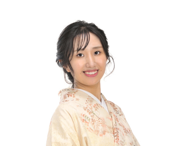 プロが伝授する餃子の包み方はこちら