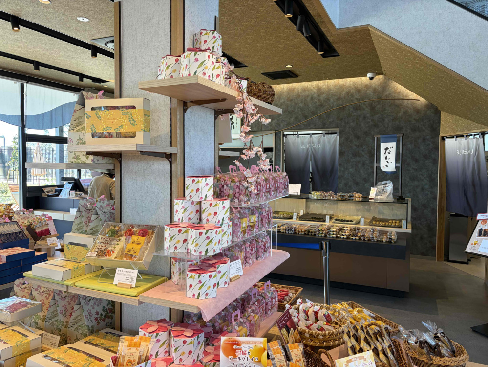 手土産としても人気なお煎餅