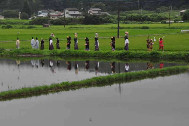 「祭りは行く」 江川多嘉さん