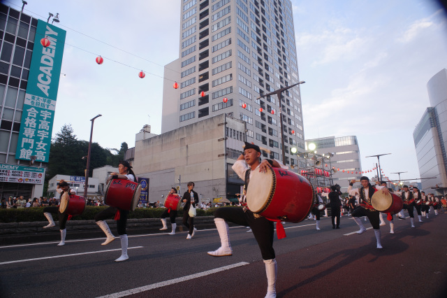 「踊れや踊れエイサー」