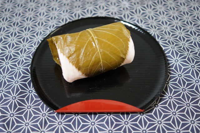 うさぎやの「桜もち」