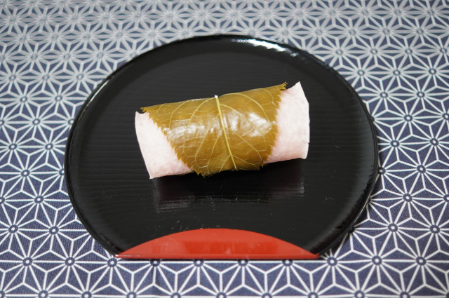 こん平の「桜餅」