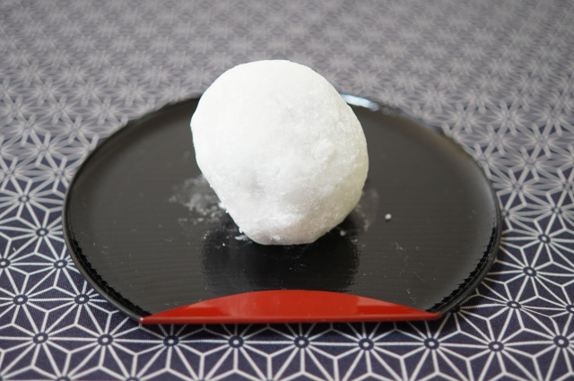 柏屋菓子店の「いちご大福」