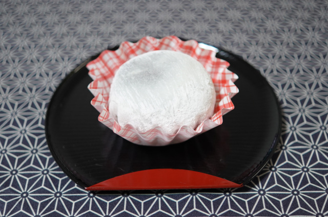 宮田餅の「いちご大福」