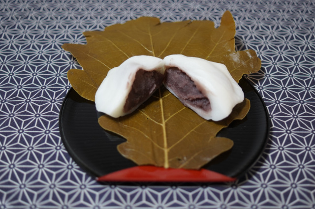 絹島の「柏餅」