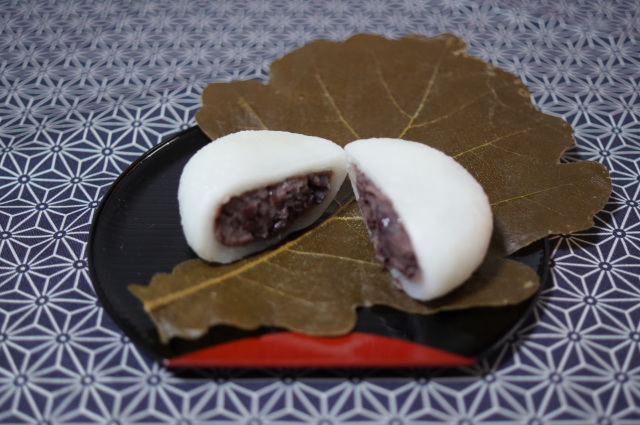 武平作だんごの「柏餅」