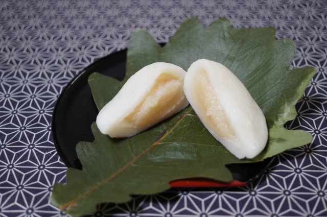 萬年堂の「柏餅」
