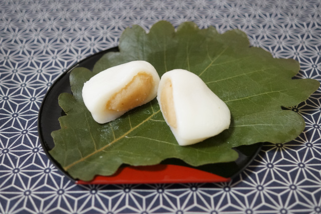 和菓子処柏屋の「柏餅」