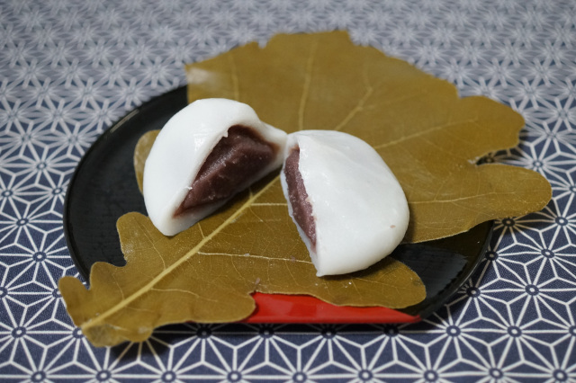 柏屋菓子店の「柏餅」