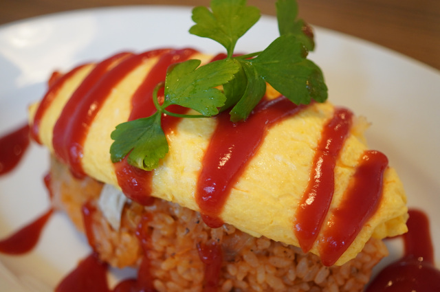 ファーイーストキッチンの「オムライス」
