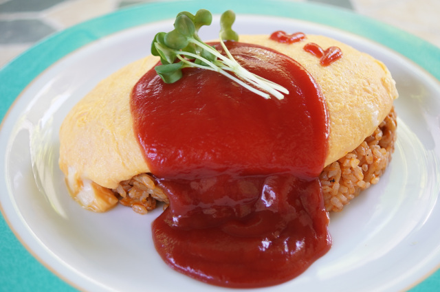 カフェテラス ライオンの「ケチャップ オムライス」