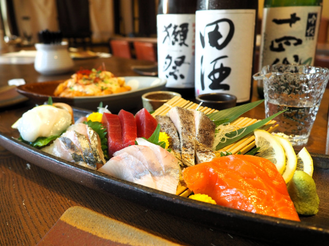 ライトライン(LRT)ではしご酒!沿線のおすすめ居酒屋さん